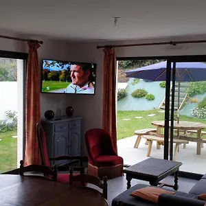 Hébergement de vacances Les Embruns Jardin, Saint-Pol-de-Léon